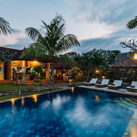Bunda 7 Bungalows Lembongan Exterior photo