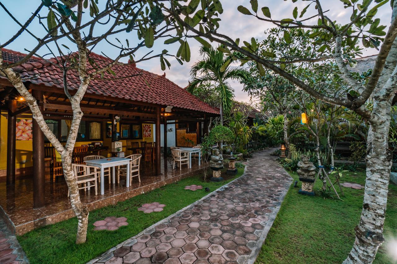 Bunda 7 Bungalows Lembongan Exterior photo