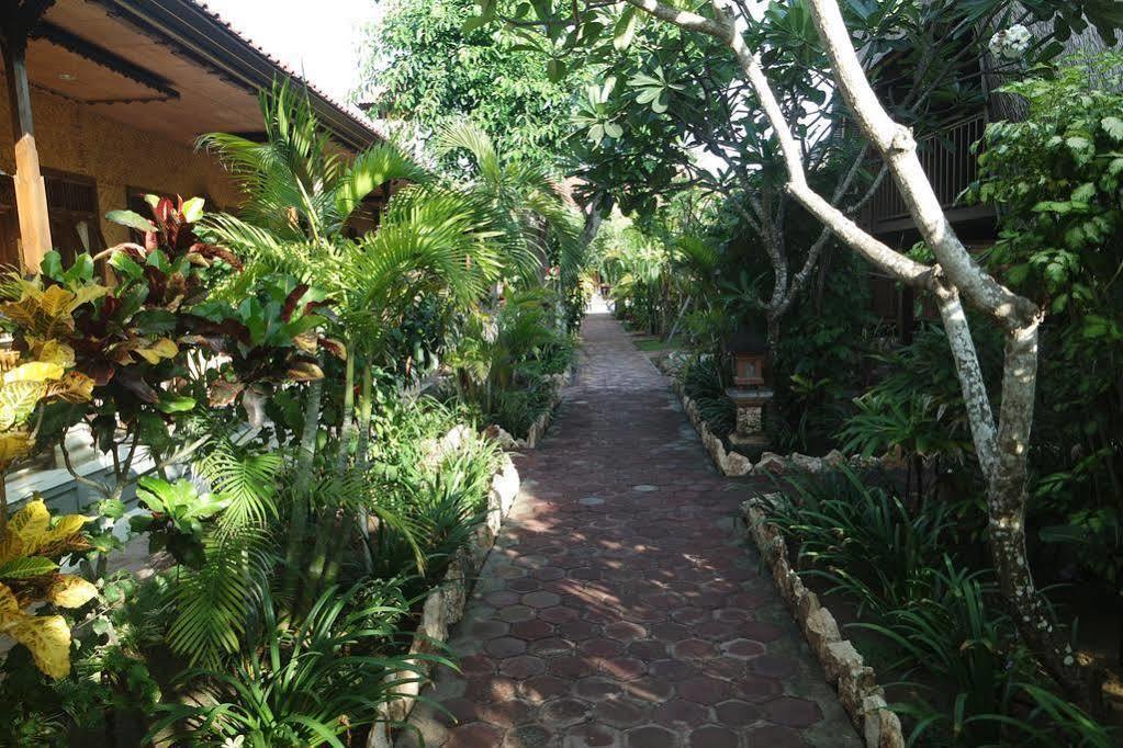 Bunda 7 Bungalows Lembongan Exterior photo