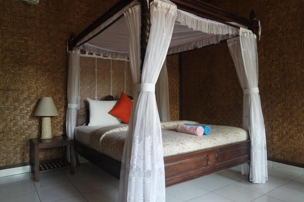 Bunda 7 Bungalows Lembongan Exterior photo
